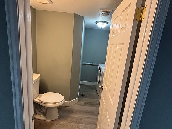3rd image of 4743 N Chandler Ct