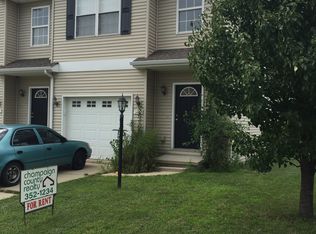 3402 Stoneway Ct, Champaign, IL 61822