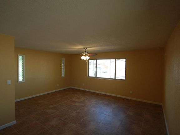 4th image of 1273 E Barcelona Ave