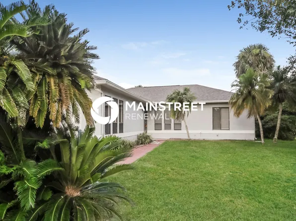 2501 Dorothy Cir, Titusville, FL 32780