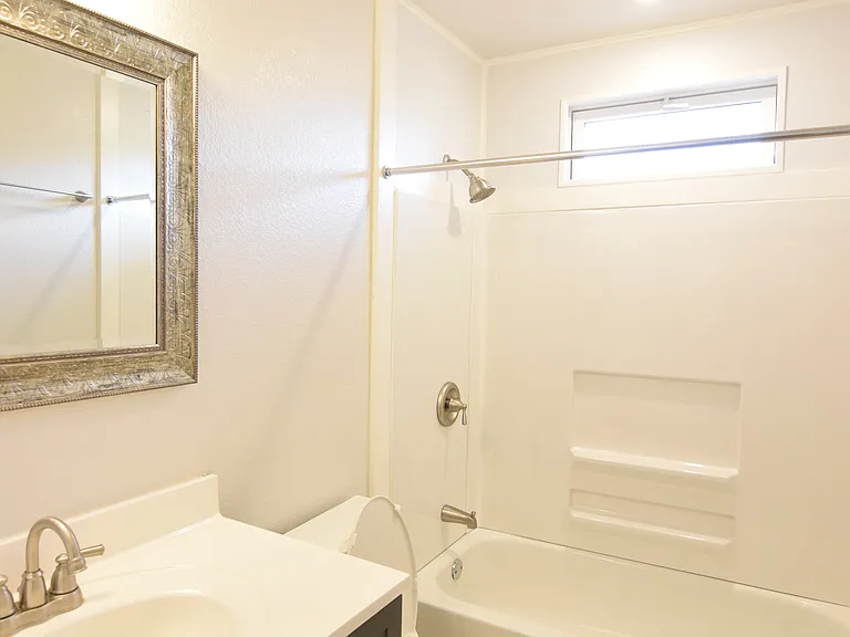 2307 Traverse Dr — Photo 16