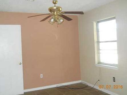 3rd image of 2601 W David Dr