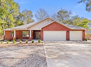 292 Hickory St, Freeport, FL 32439