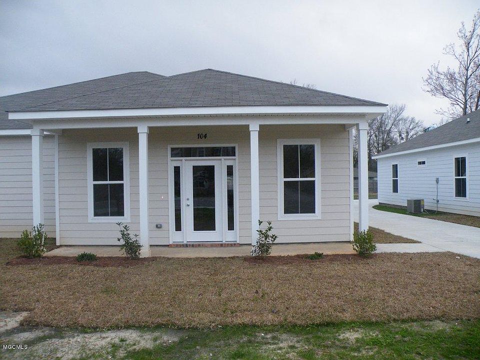 1st image of 104 Earle Taylor Ln