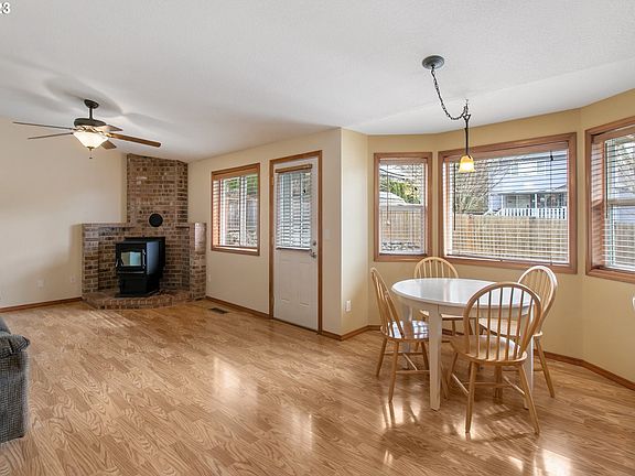 5th image of 1824 41st St