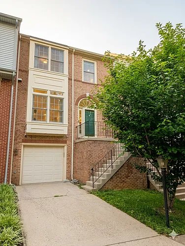 11908 Matthews Ct Photo 1