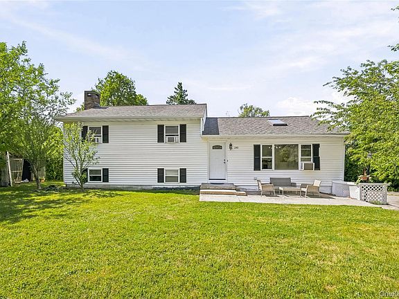 3rd image of 249 Ridge Road