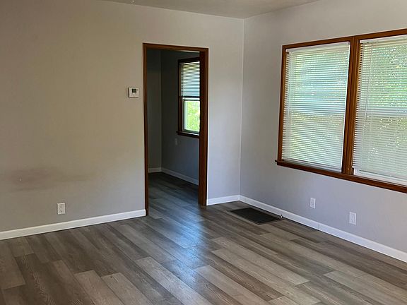 3rd image of 453 Linden Ave Unit F