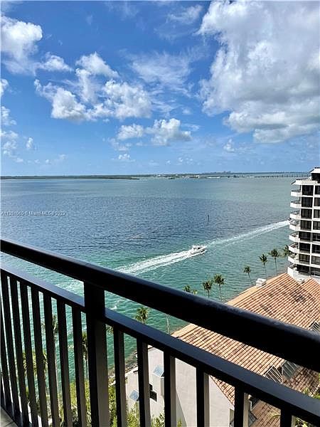 1st image of 540 Brickell Key Dr APT 1521