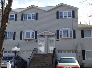 516 Tarrytown Ave, Staten Island, NY 10306