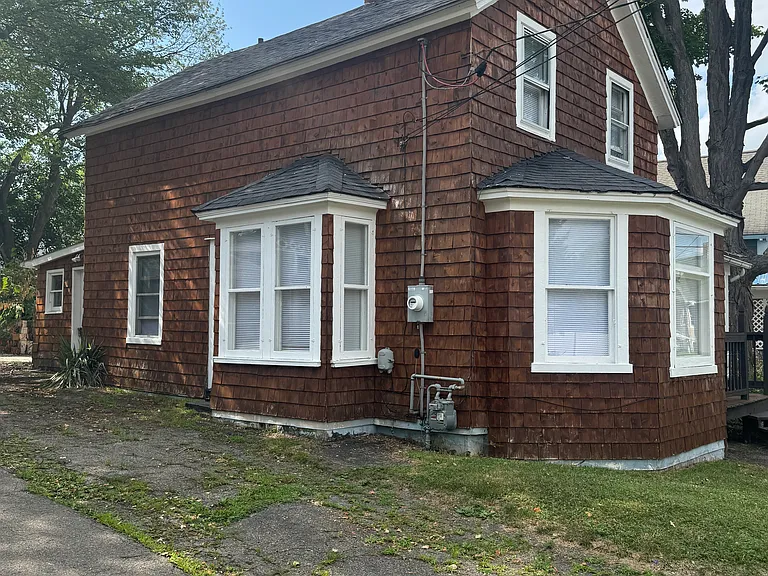 43 Clarke St — Photo 4
