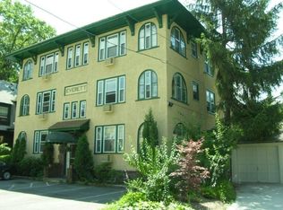 111 Everett Ave APT 6, Providence, RI 02906