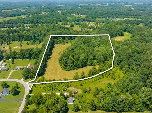 1068 Mount Vernon Rd, Bethpage, TN 37022