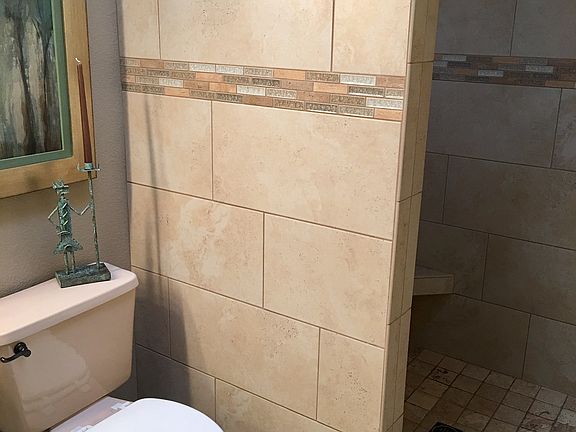 5th image of 420 Acoma Blvd S Unit 68