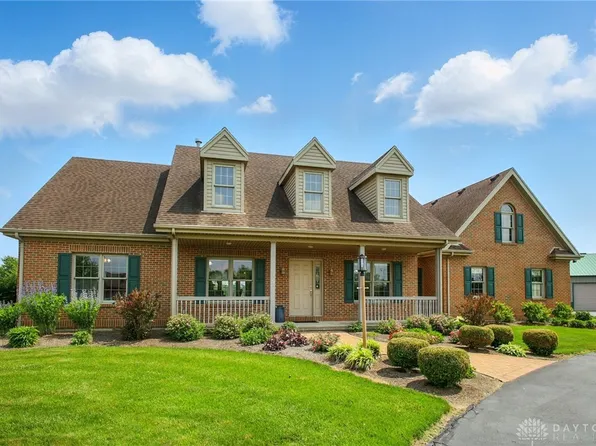 2610 Stewart Rd, South Charleston, OH 45368