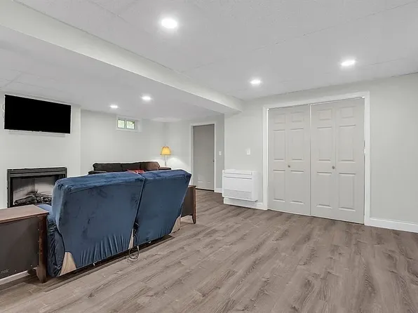 2 Brogan Ln #1, Ashburnham, MA 01430