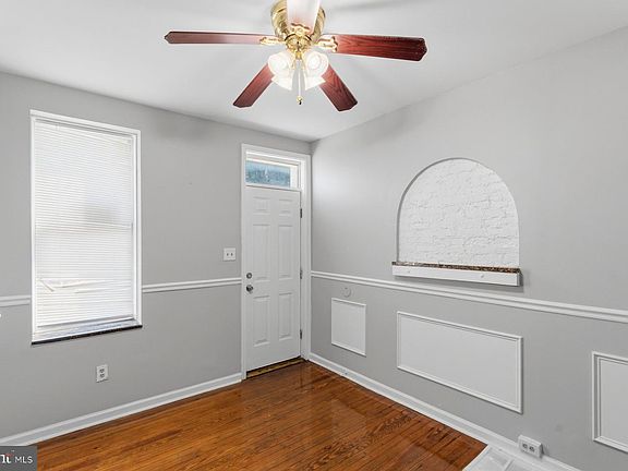 4th image of 868 Carroll St