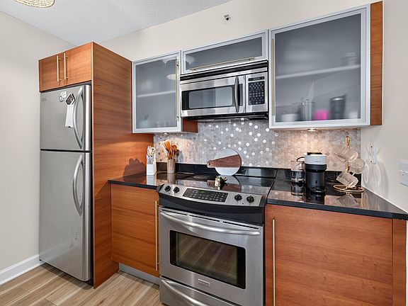 2nd image of 526 Pacific Ave APT 907
