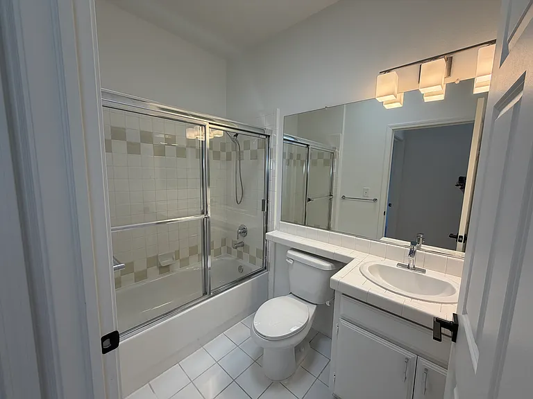 16101 W Sunset Blvd — Photo 18
