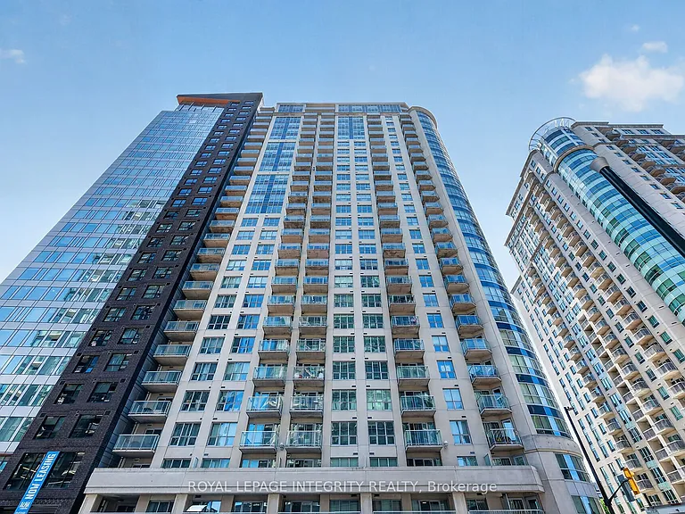 242 Rideau St #2505 — Photo 3