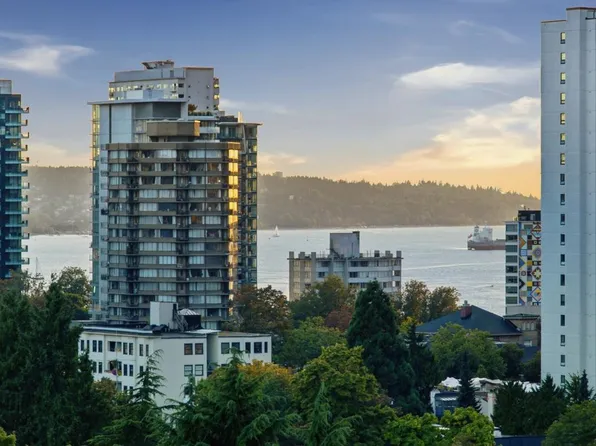 1408 Robson St #1301, Vancouver, BC V6G 1C1