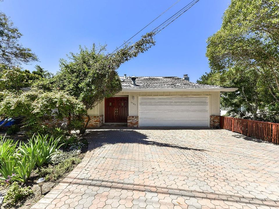 1st image of 1568 Winding Way