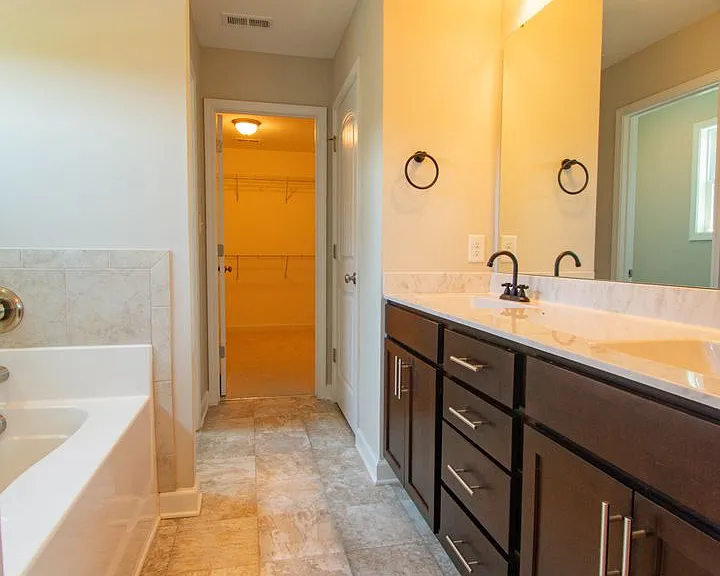 2220 Oldenburg Ln — Photo 23