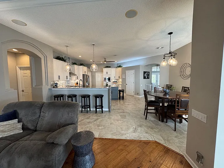 4911 Toproyal Ln — Photo 8