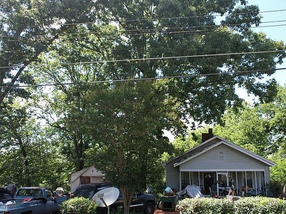 2nd image of 5 Circle St