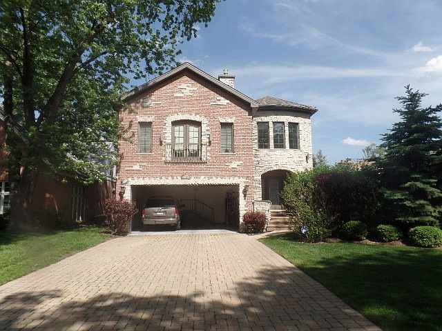 1st image of 7011 N Kenton Ave