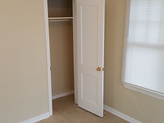 4th image of 1416 W 15th St #1