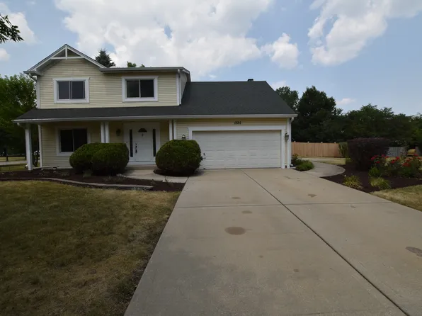 1325 Fireside Ct, Naperville, IL 60564