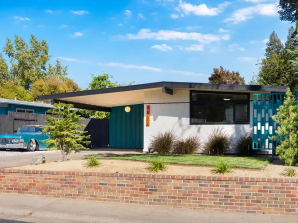 4532 Foster Way, Carmichael, CA 95608