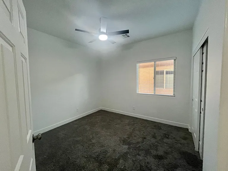 3816 Waynesvill St — Photo 40
