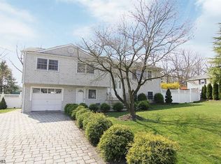 5 Ser Del Dr, Parsippany, NJ 07054