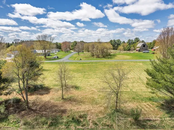 L9 W Redstone Dr, La Valle, WI 53941