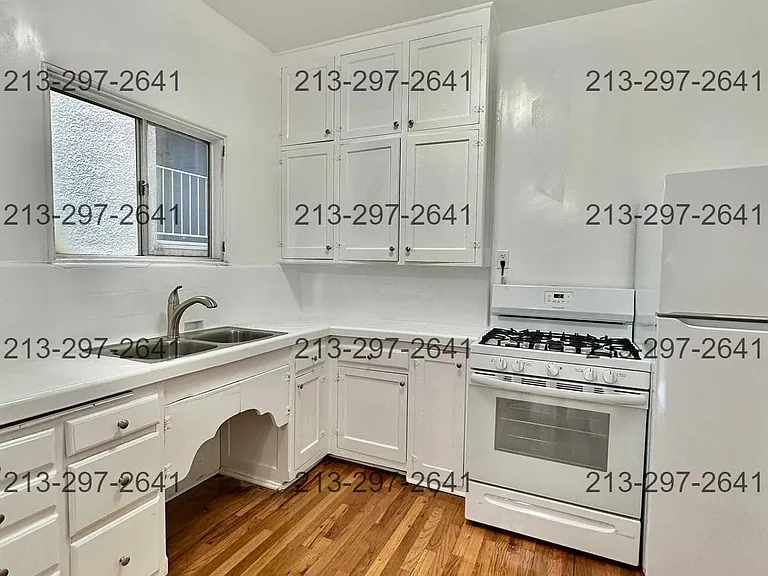 7063 Lanewood Ave #205 — Photo 5