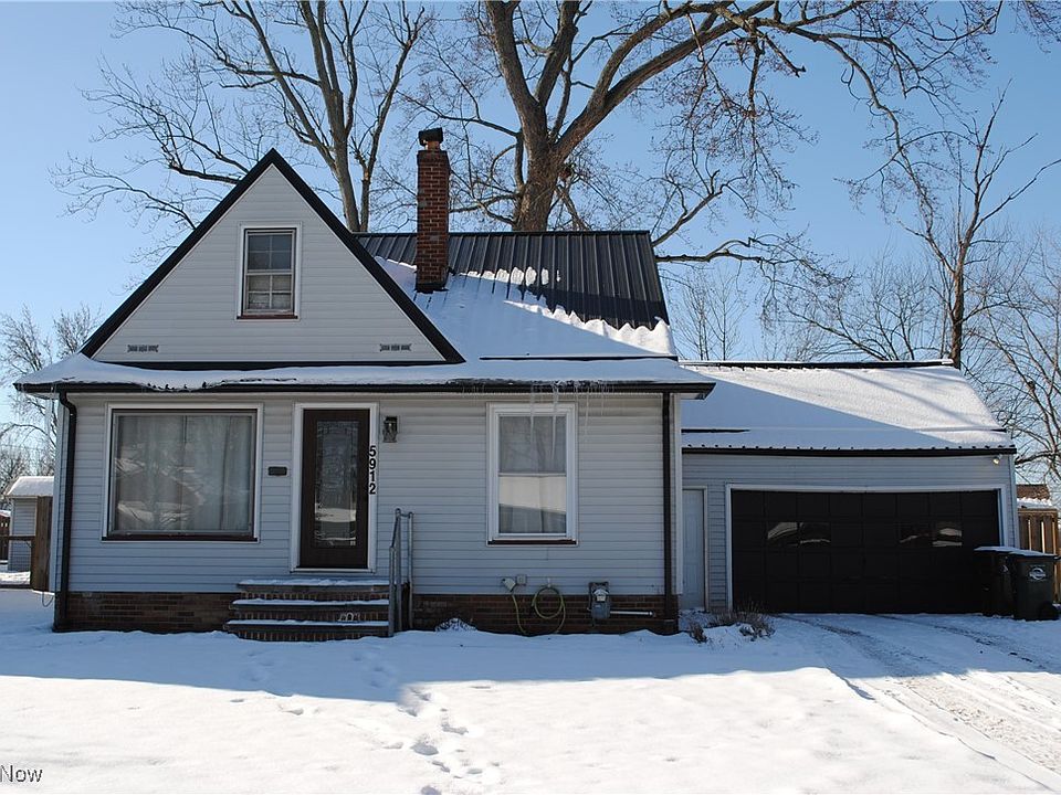 1st image of 5912 Twin Lakes Dr