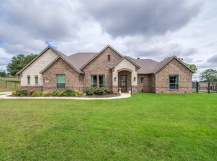 409 Oak Meadow Ln, Weatherford, TX 76085