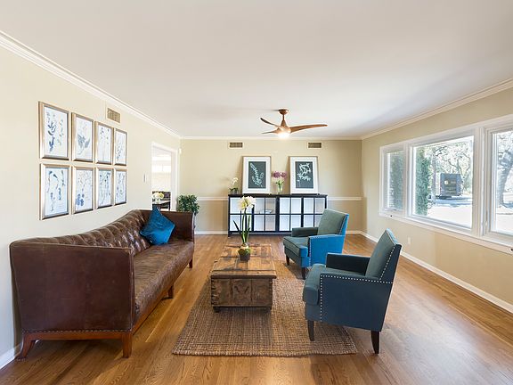 Front living area, opposite view