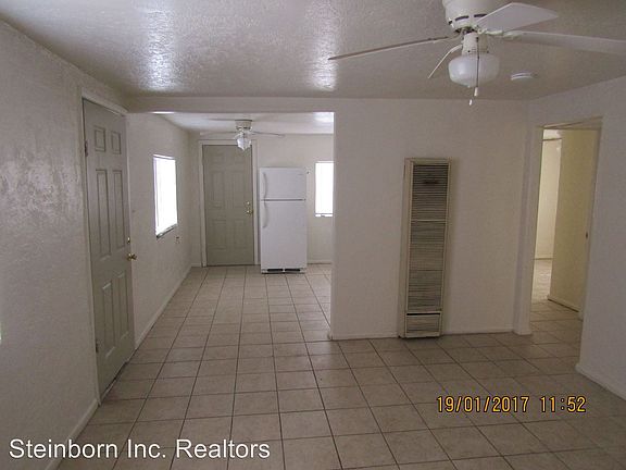 5th image of 2105 College St APT E