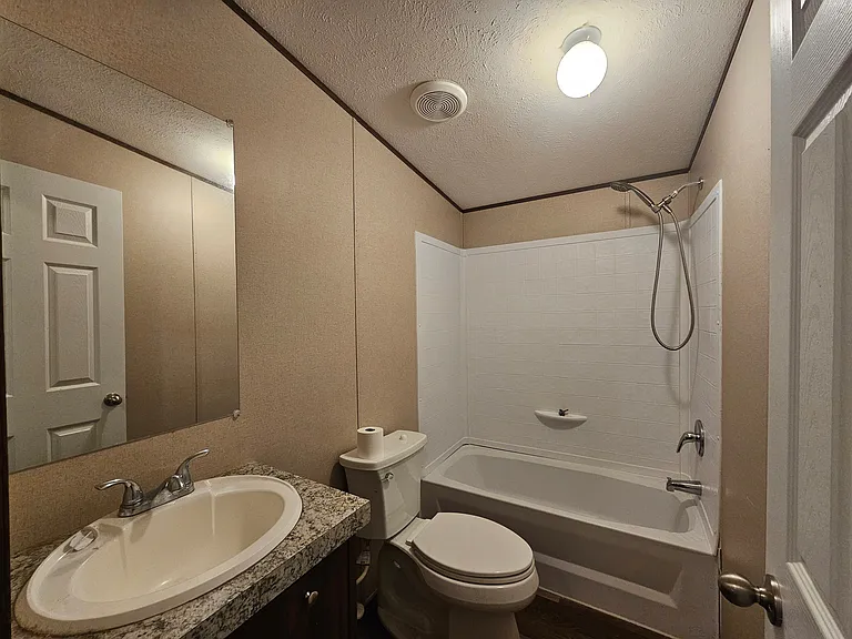 Lakewood Estates (TX) — Photo 22