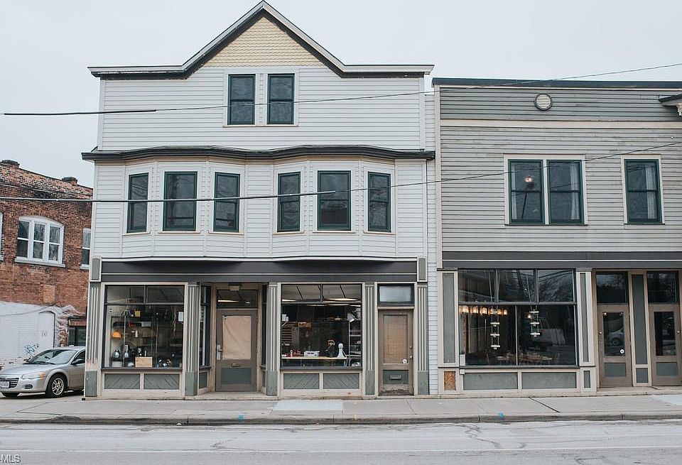 1st image of 5808 Detroit Ave