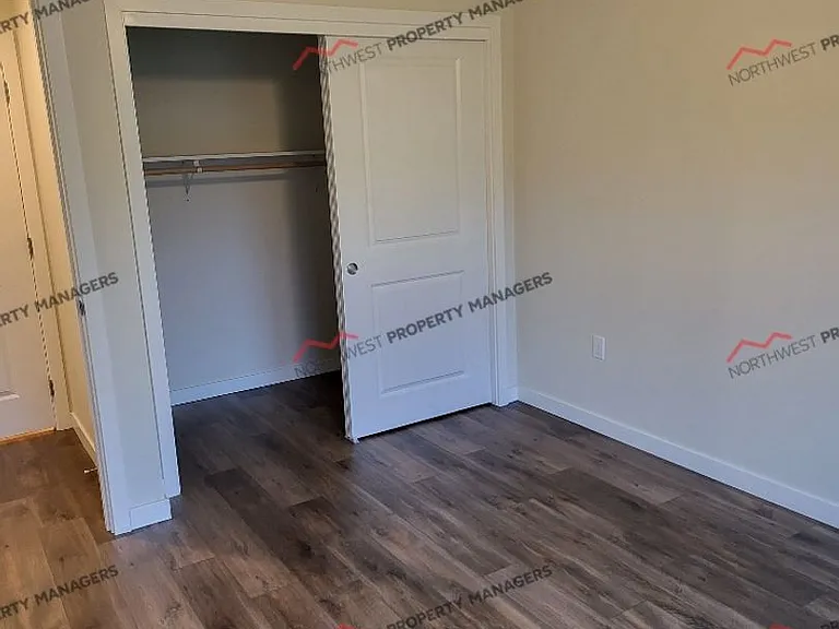208 E Stella St #805-813 — Photo 37