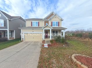 7705 Hamilton Bridge Rd, Charlotte, NC 28278