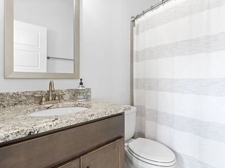 516 Bowden Dr — Photo 22
