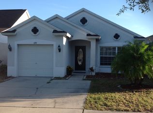 424 Summer Sails Dr, Valrico, FL 33594