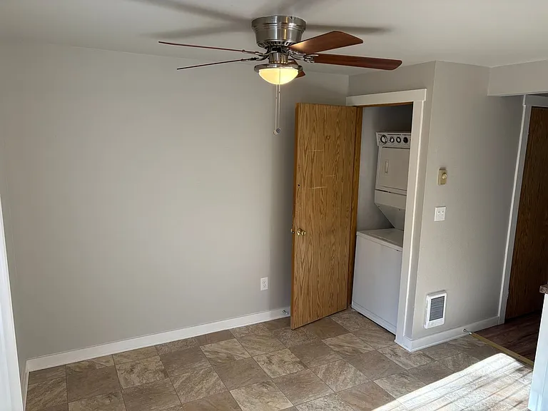 CCH5114--Apple Knoll Townhomes — Photo 5