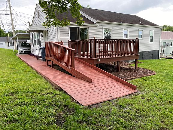 2nd image of 5 Woodard Cir