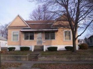 358 S Poplar Ave, Kankakee, IL 60901